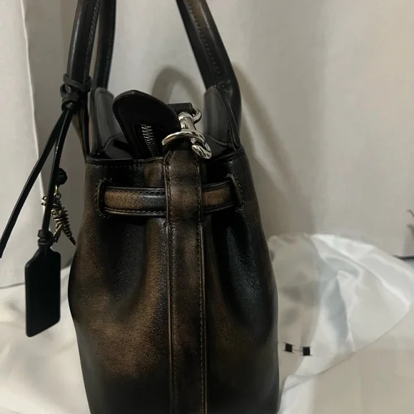 Coach Empire 28 Loved Leather - Picture 5 of 12